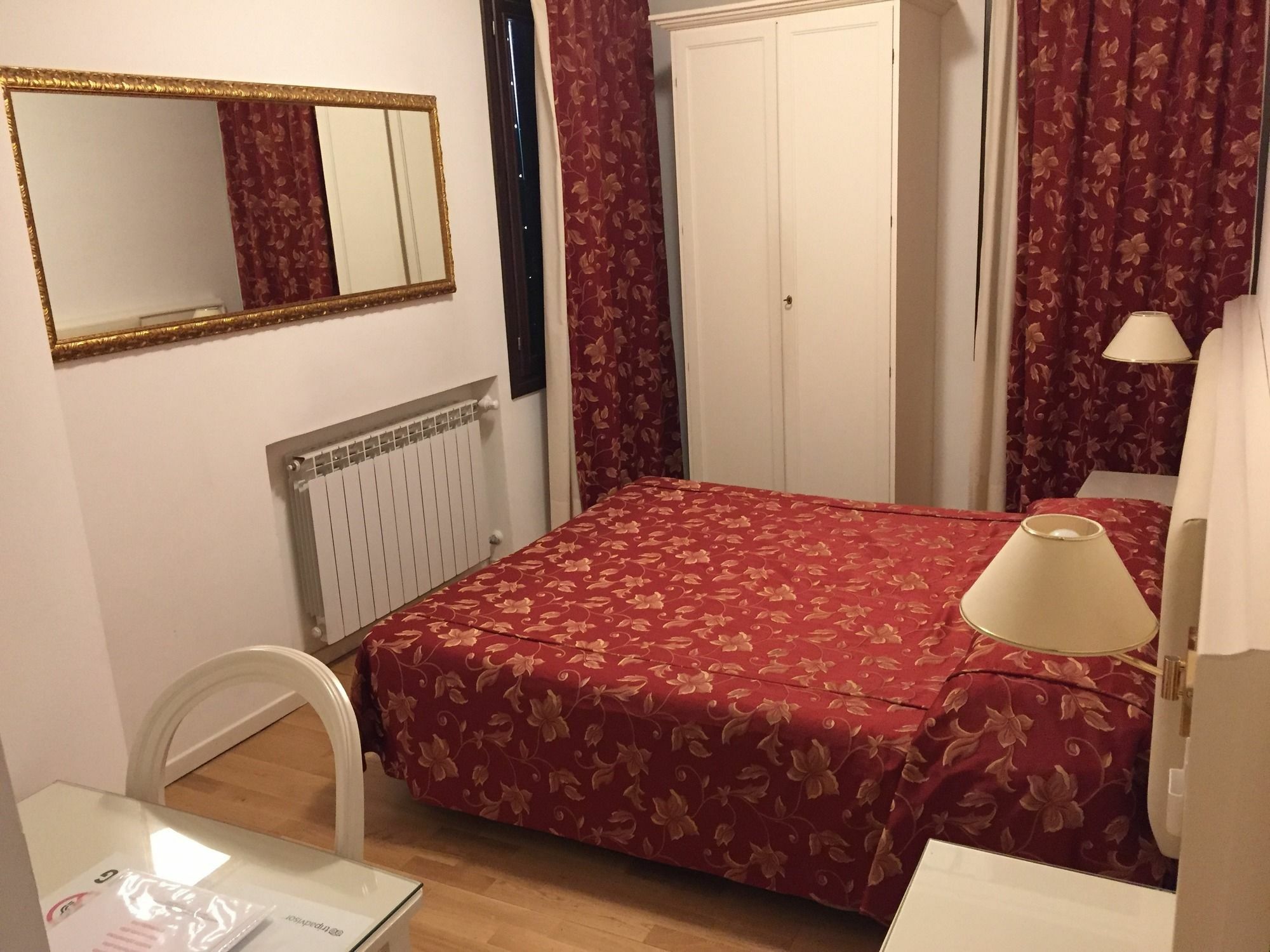 Albergo Ai Tolentini Venice Ngoại thất bức ảnh